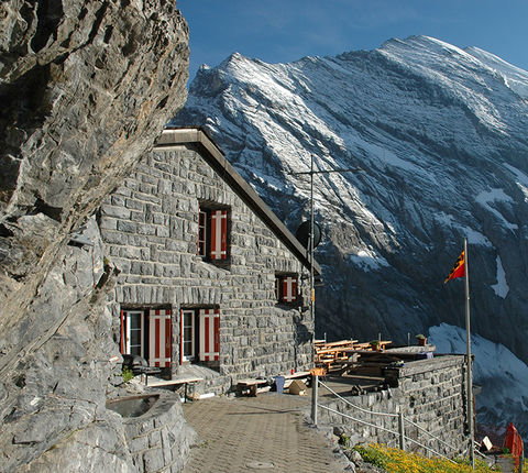 Gspaltenhorn SAC Hut 2458m: Gspaltenhorn SAC Hut